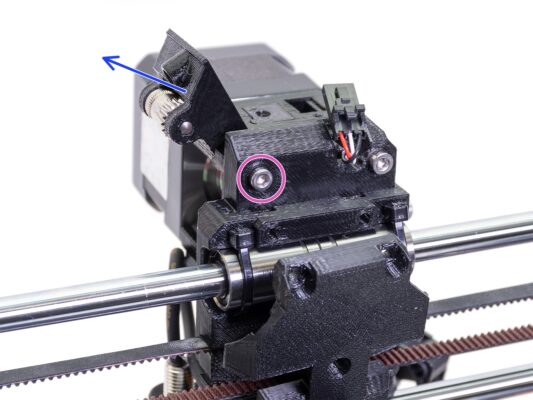 Extruder-body disassembly