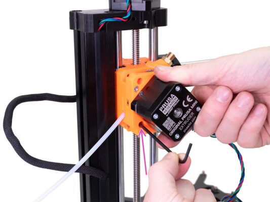 Mounting the Extruder