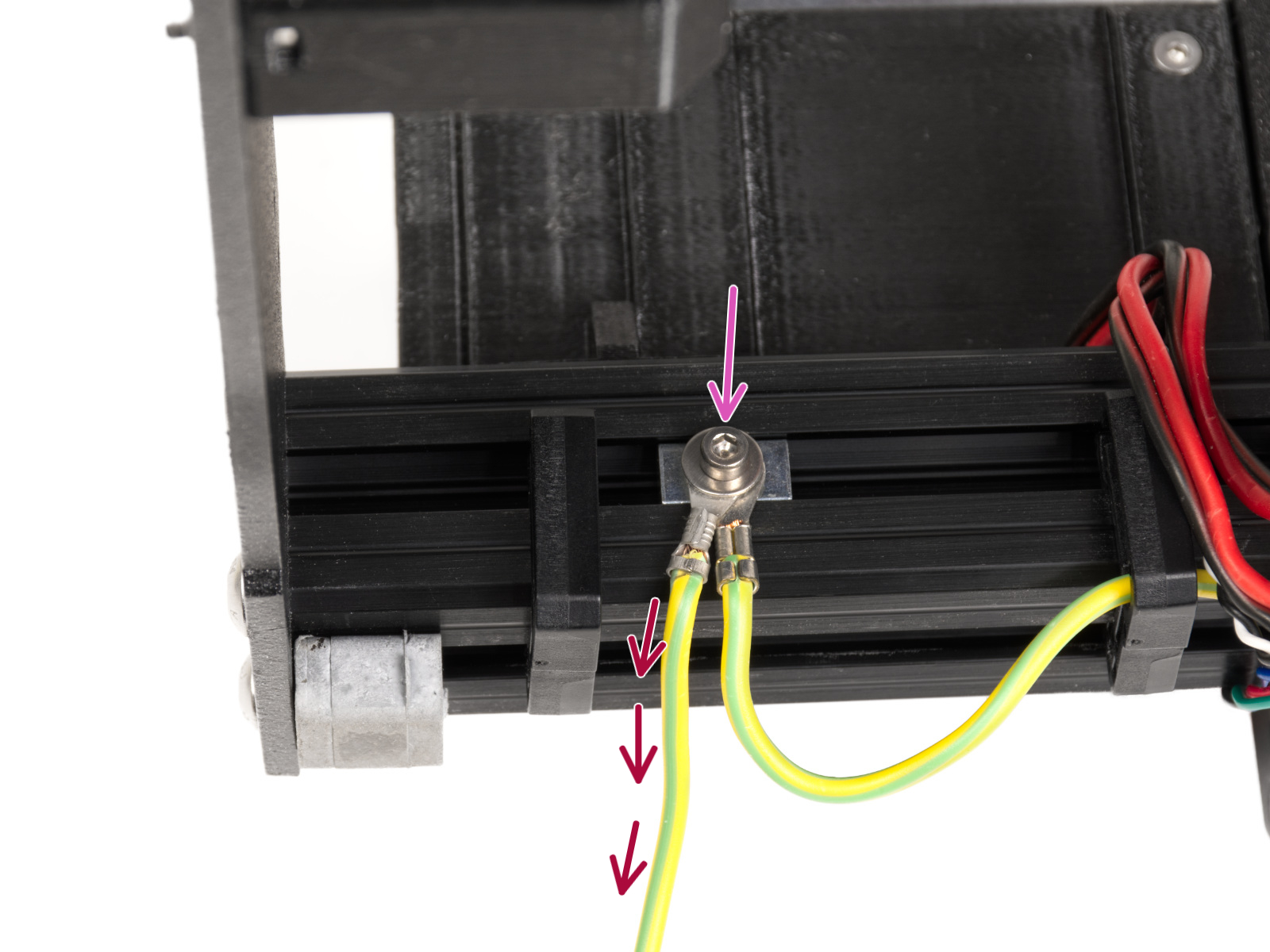 Connecting the PE cables (Silver PSU)