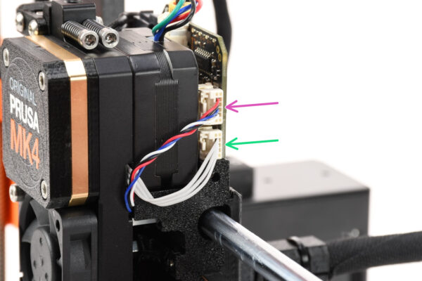 Connecting the extruder cables