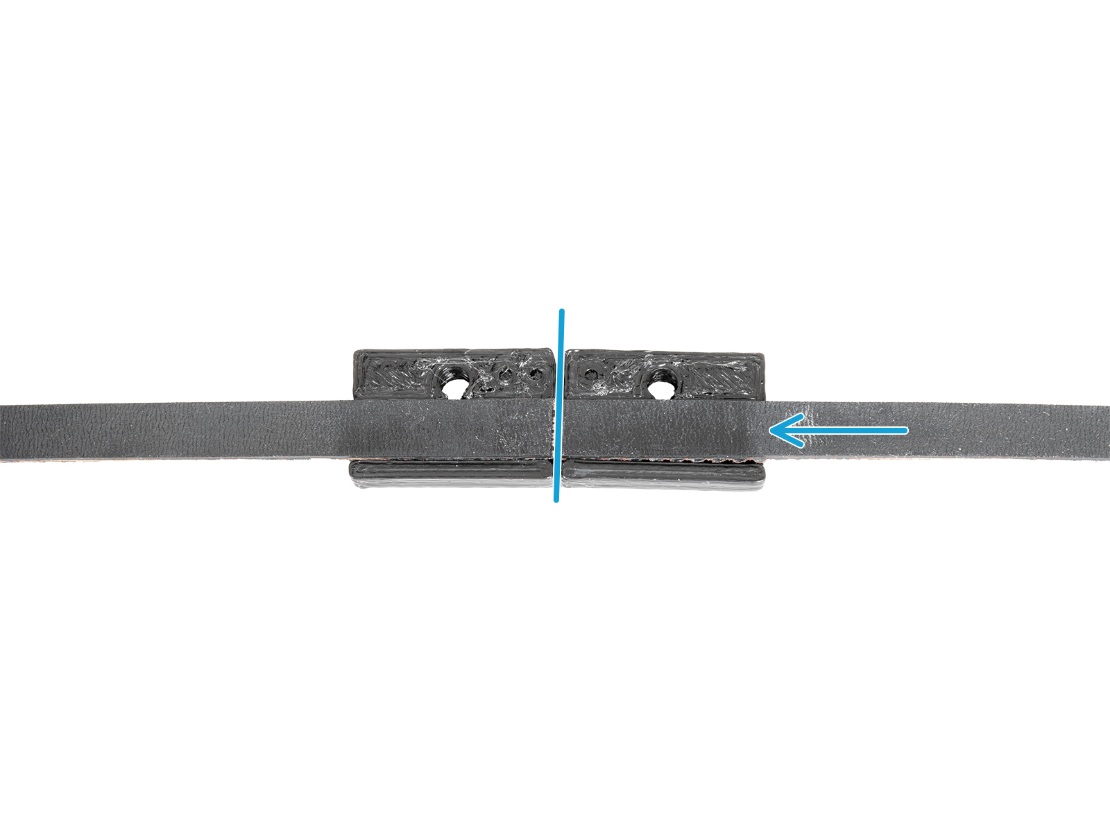 Lower belt attaching: belt clamp