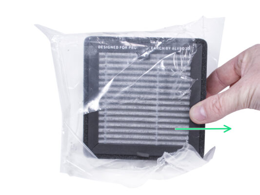 Inserting the HEPA filter (add-on)