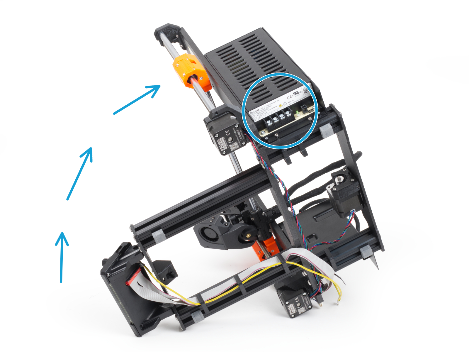 Conectando la fuente: cable PE