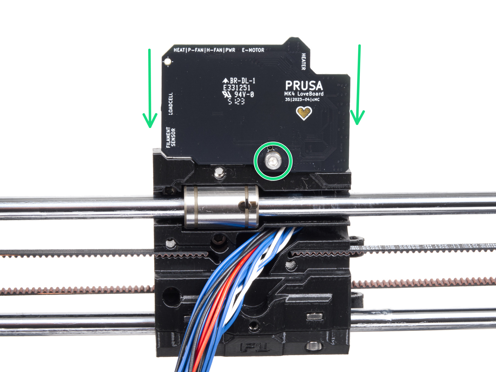 Mounting the extruder main cable