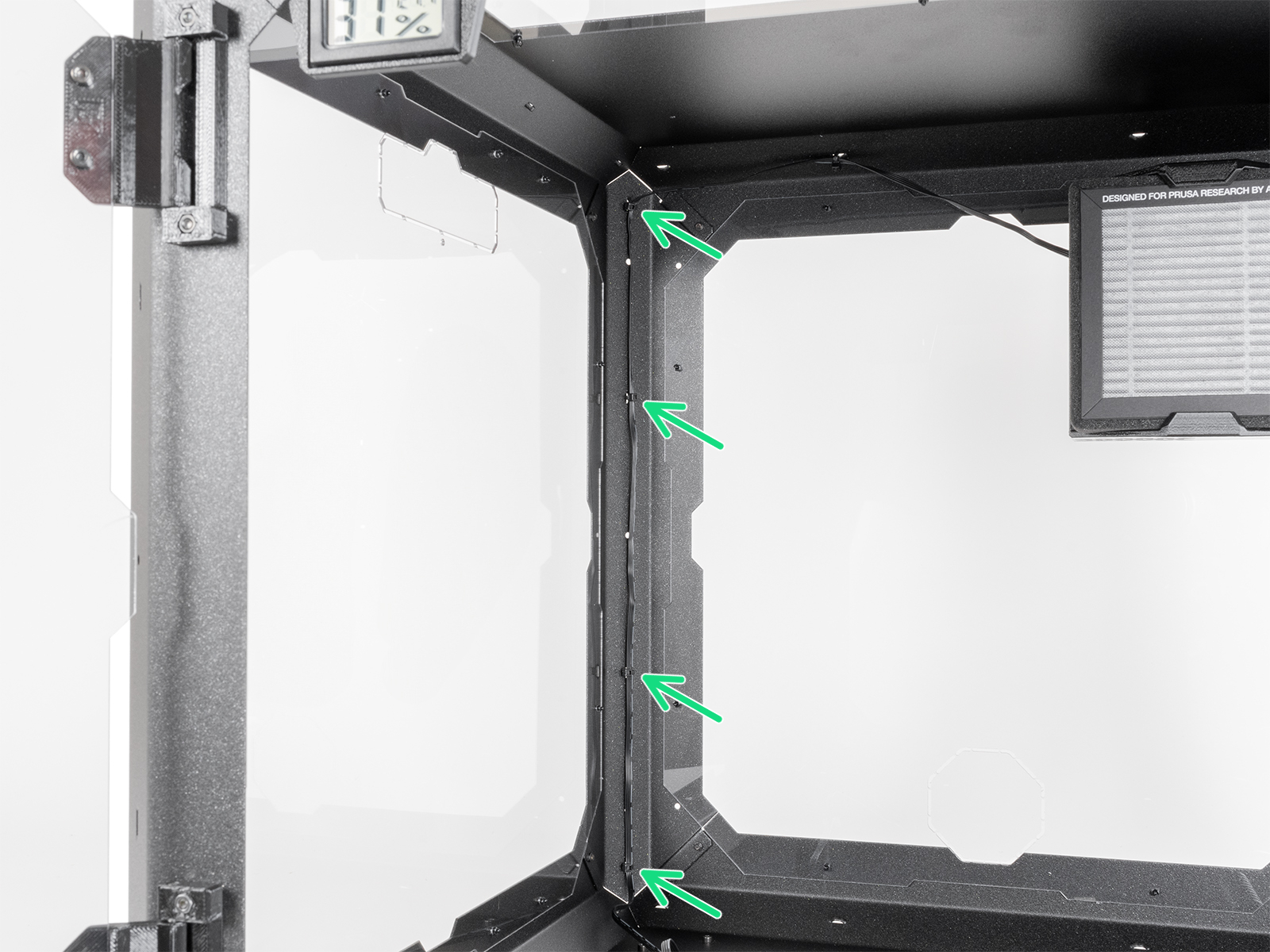 Guidage des câbles des modules complémentaires : câble de filtration