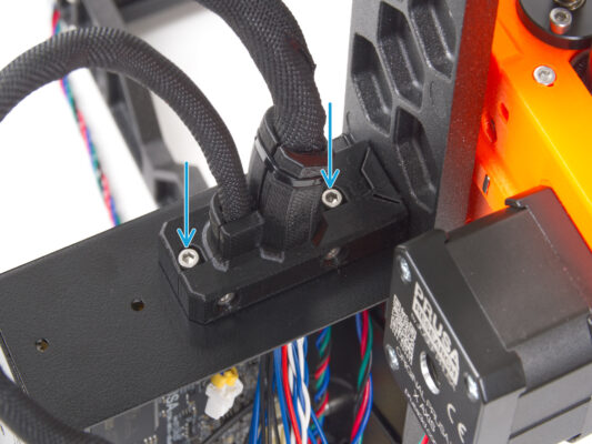 Montando el Ext-cable-holder