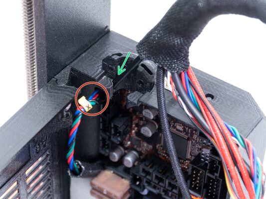 Connecting the extruder cable bundle