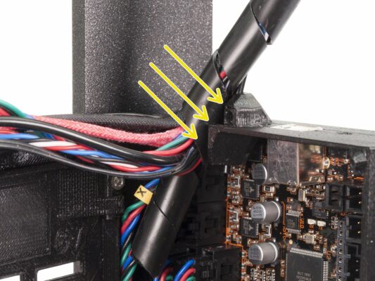 Connexion du faisceau de câbles de l'extrudeur (partie 2)