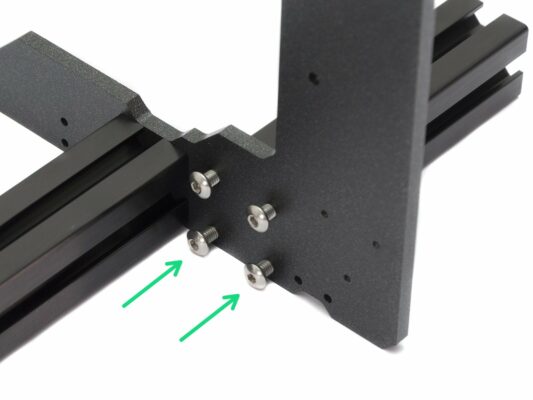 Struttura YZ - montare i profilati corti di alluminio